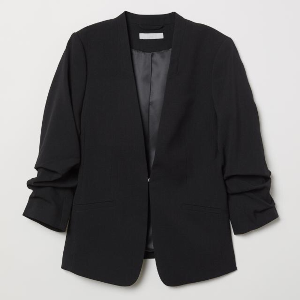 Black H&M Blazer🌿
